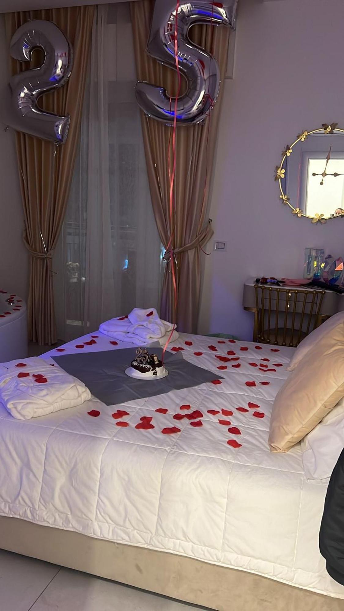 Luxury Masaniello Hotel Naples Exterior photo